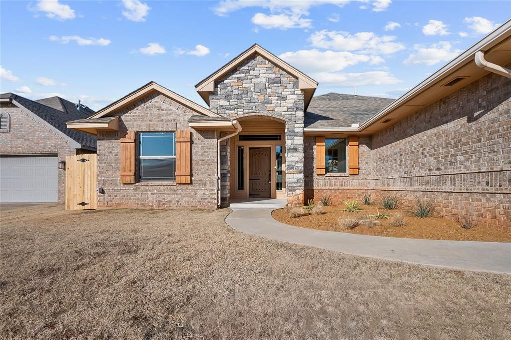 8425 NW 140th Street, Oklahoma City, OK 73142