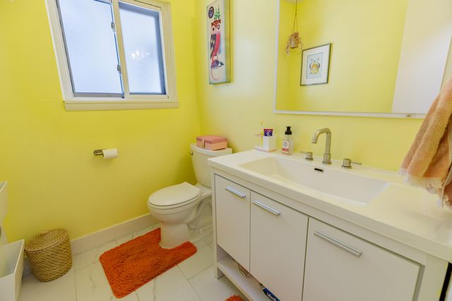 2522 Lafay Drive, West Bloomfield, MI 48324