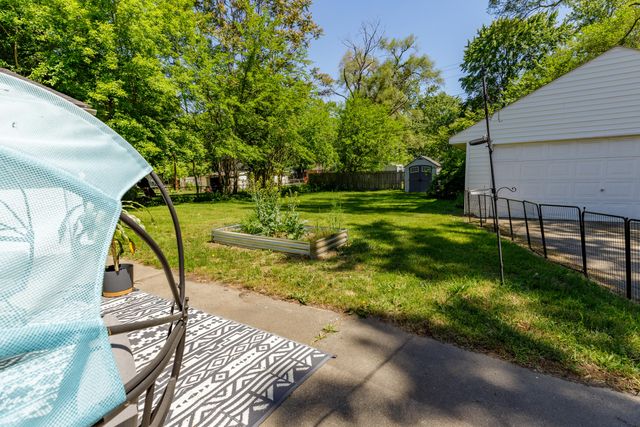2522 Lafay Drive, West Bloomfield, MI 48324