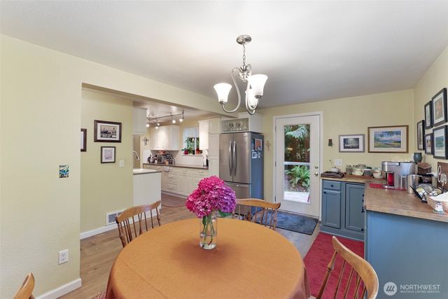3929 Faith Place NW, Bremerton, WA 98312