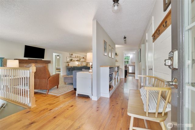 3929 Faith Place NW, Bremerton, WA 98312