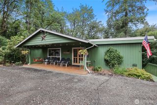 3929 Faith Place NW, Bremerton, WA 98312