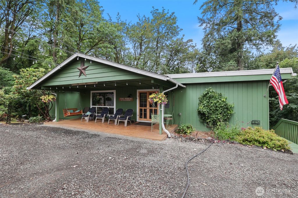 3929 Faith Place NW, Bremerton, WA 98312