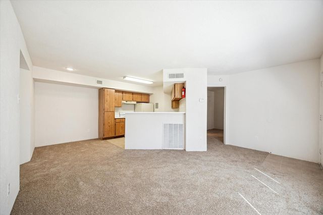 1660 W T C Jester Boulevard 511, Houston, TX 77008