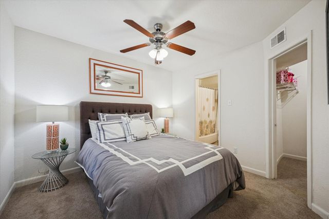 1660 W T C Jester Boulevard 511, Houston, TX 77008