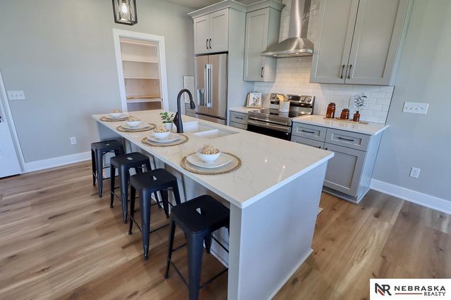 9520 Delano Drive, Lincoln, NE 68516