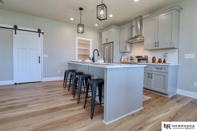 9520 Delano Drive, Lincoln, NE 68516