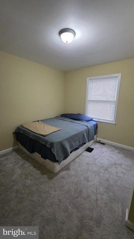 16300 KAISER CT, Hagerstown, MD 21740