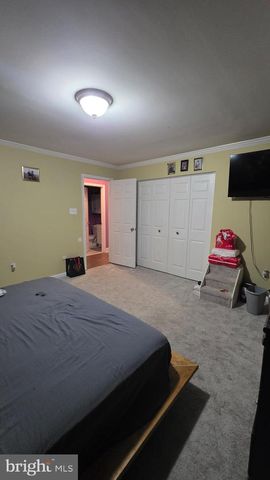 16300 KAISER CT, Hagerstown, MD 21740