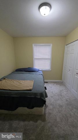 16300 KAISER CT, Hagerstown, MD 21740