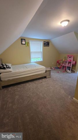 16300 KAISER CT, Hagerstown, MD 21740