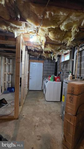 16300 KAISER CT, Hagerstown, MD 21740