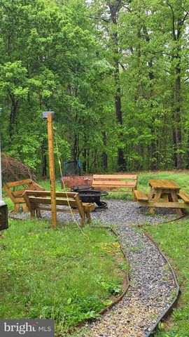 16300 KAISER CT, Hagerstown, MD 21740