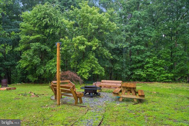 16300 KAISER CT, Hagerstown, MD 21740
