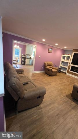 16300 KAISER CT, Hagerstown, MD 21740