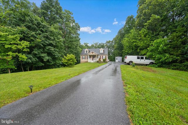 16300 KAISER CT, Hagerstown, MD 21740