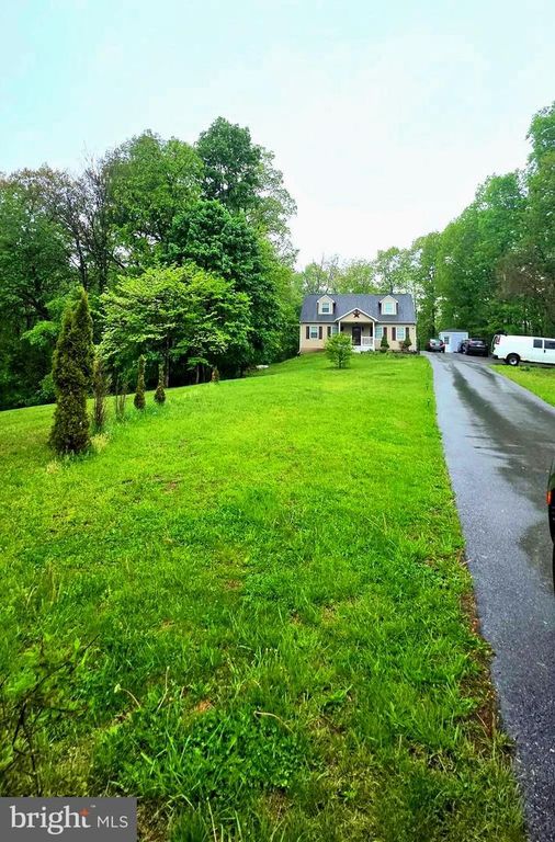 16300 KAISER CT, Hagerstown, MD 21740