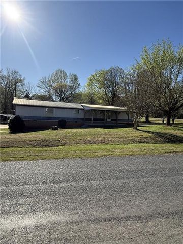 3085 Stonehenge Road, Thomasville, NC 27260