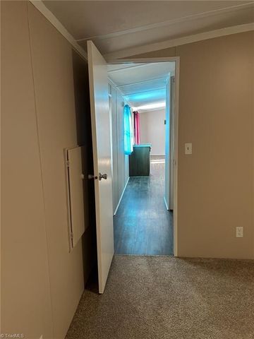 3085 Stonehenge Road, Thomasville, NC 27260