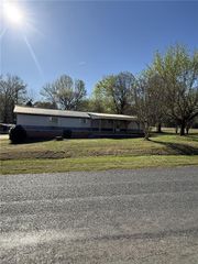 3085 Stonehenge Road, Thomasville, NC 27260