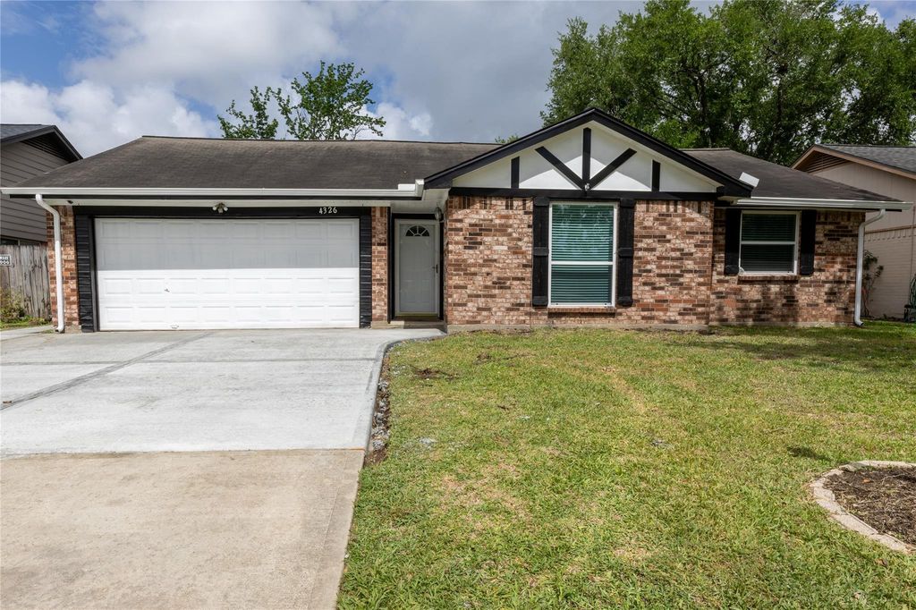 4326 Townes Forest Road, Friendswood, TX 77546