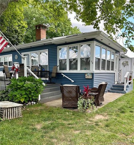 54 Hartford Avenue, Old Saybrook, CT 06475