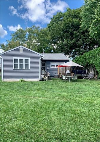 54 Hartford Avenue, Old Saybrook, CT 06475