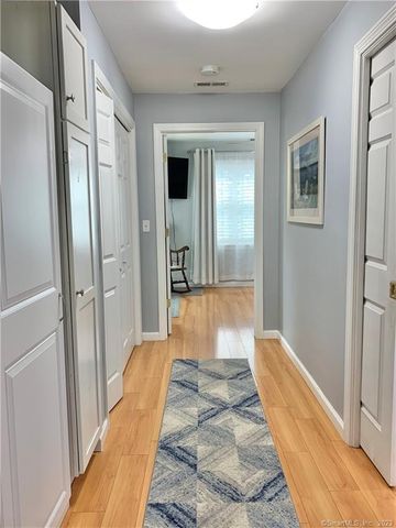54 Hartford Avenue, Old Saybrook, CT 06475