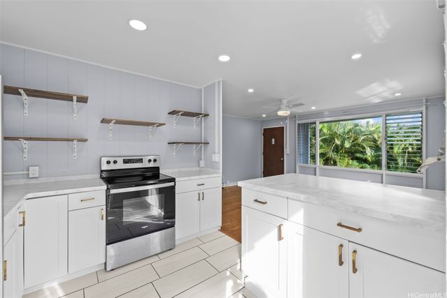 45-592 Paleka Road B, Kaneohe, HI 96744
