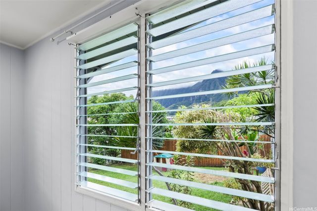45-592 Paleka Road B, Kaneohe, HI 96744