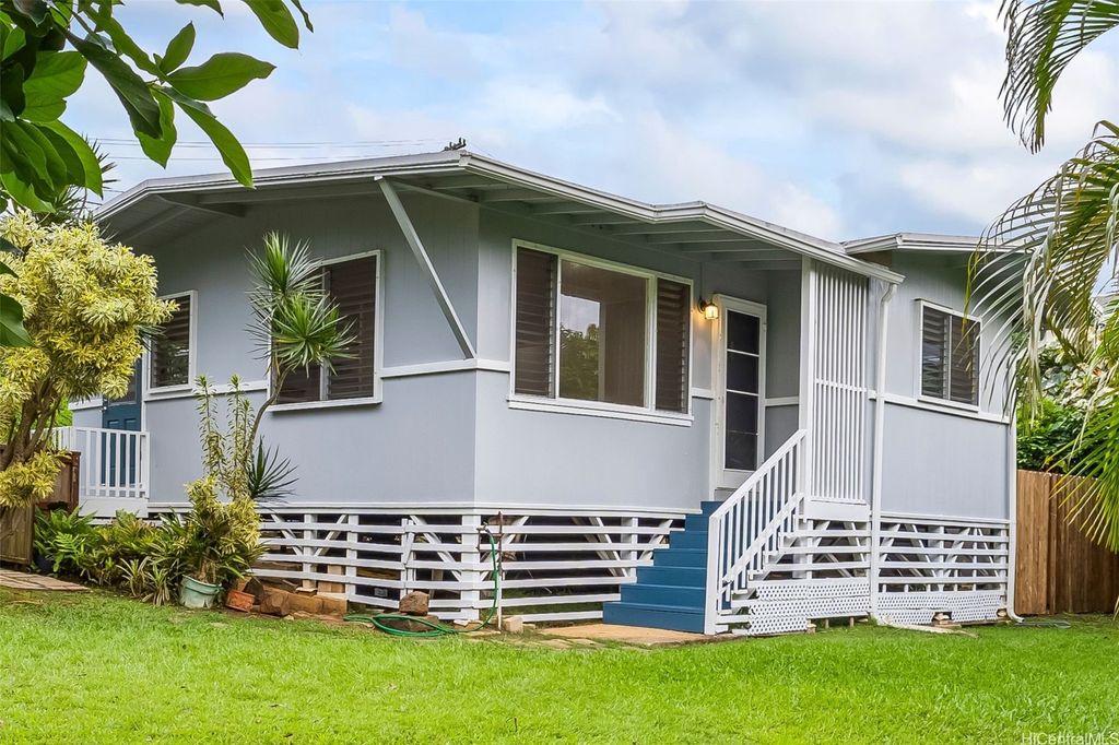 45-592 Paleka Road B, Kaneohe, HI 96744