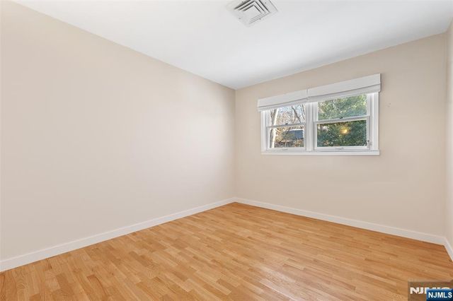 2 Columbine Court, Montvale, NJ 07645