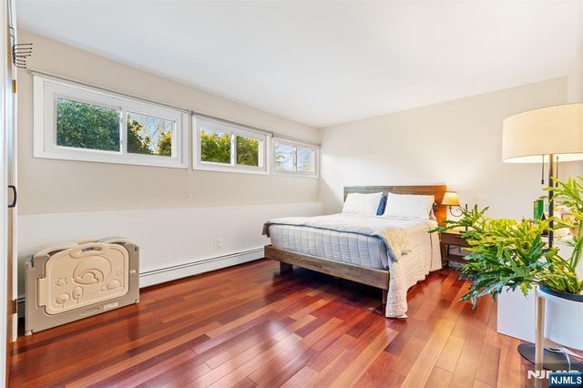 2 Columbine Court, Montvale, NJ 07645