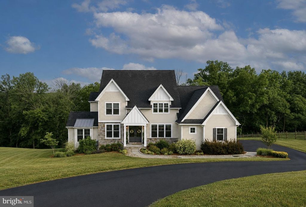 18 POPJOY LN, Glenmoore, PA 19343