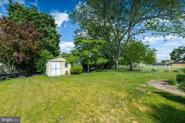 112 CARSON AVE, Gibbstown, NJ 08027