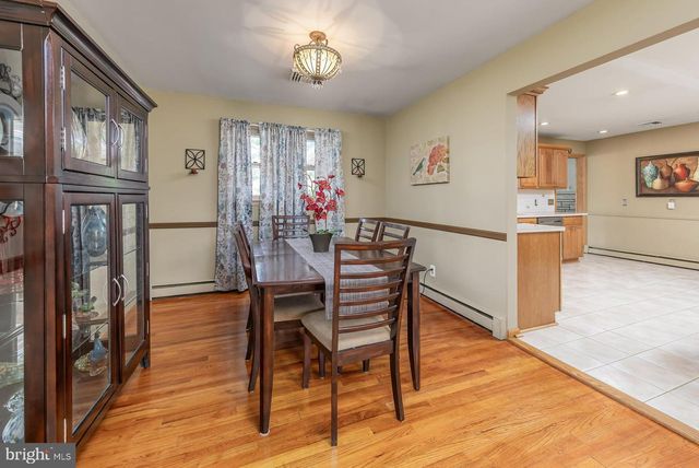 112 CARSON AVE, Gibbstown, NJ 08027