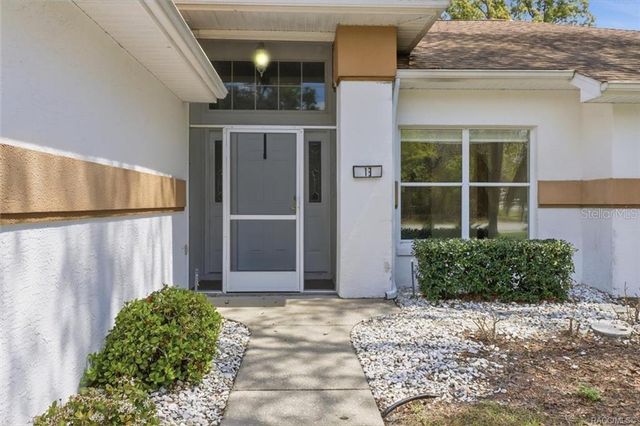 13 BONNIE COURT N, Homosassa, FL 34446