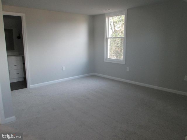 205 WICKLOW RD, Glen Burnie, MD 21061