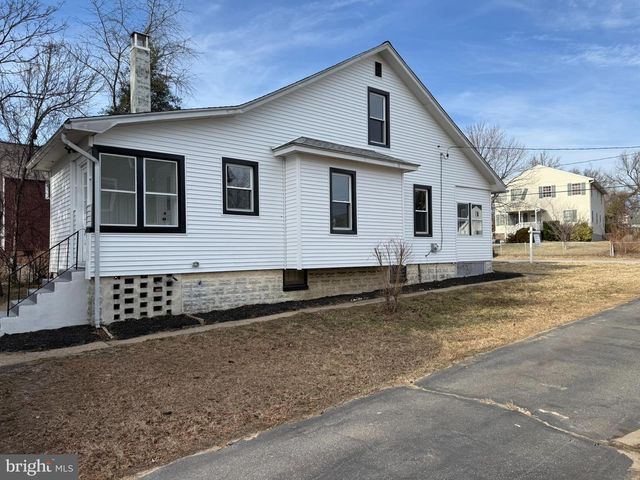 205 WICKLOW RD, Glen Burnie, MD 21061