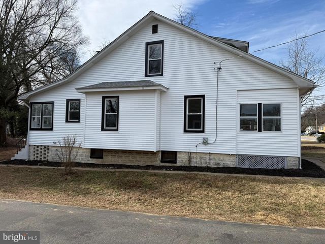 205 WICKLOW RD, Glen Burnie, MD 21061