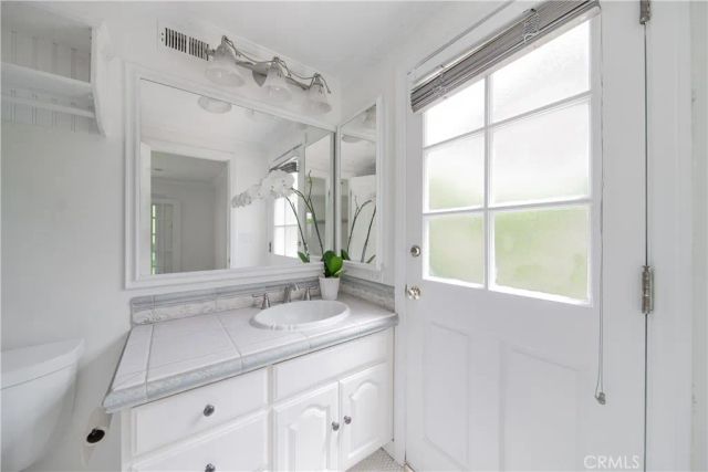 6504 Tamarind, Oak Park, CA 91377