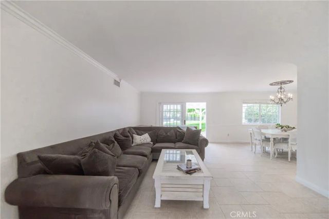 6504 Tamarind, Oak Park, CA 91377