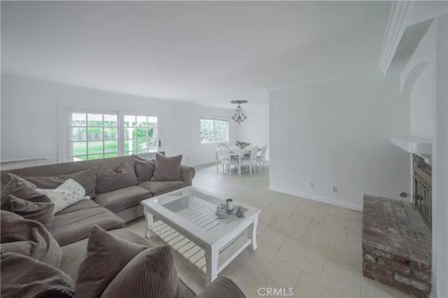 6504 Tamarind, Oak Park, CA 91377