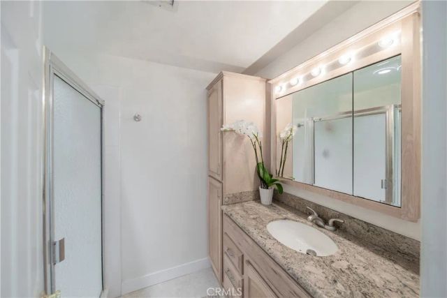6504 Tamarind, Oak Park, CA 91377