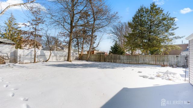 47 Hillcrest Avenue, Edison, NJ 08817