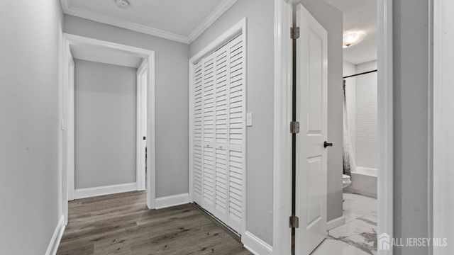 47 Hillcrest Avenue, Edison, NJ 08817