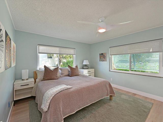 5591 GULF OF MEXICO DRIVE 4, Longboat Key, FL 34228