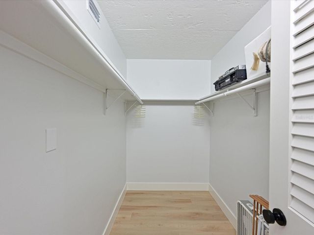 5591 GULF OF MEXICO DRIVE 4, Longboat Key, FL 34228