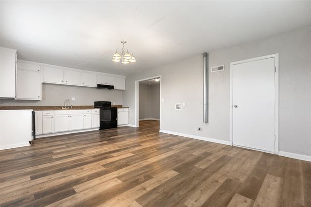 3919 SE 10th Place, Oklahoma City, OK 73115