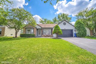 5221 Conifer Lane, Gurnee, IL 60031